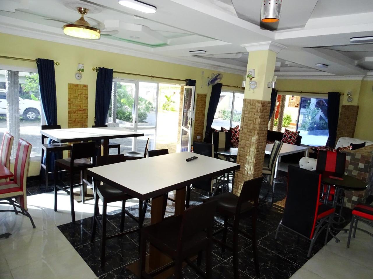 Diplomat Diani Beach Resort Extérieur photo